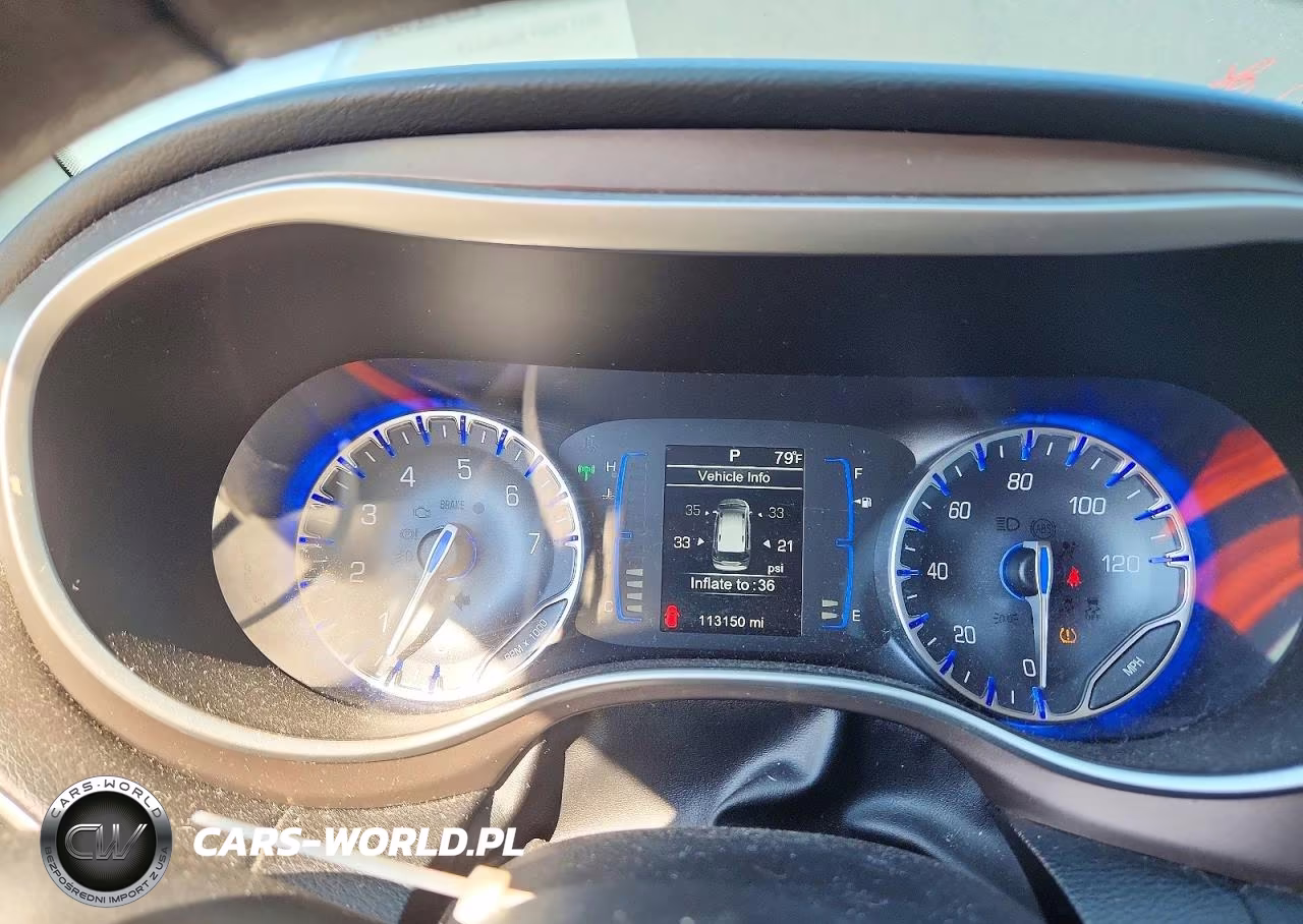 2017 Chrysler Pacifica Lx VIN:2C4RC1CGXHR657631 - 9