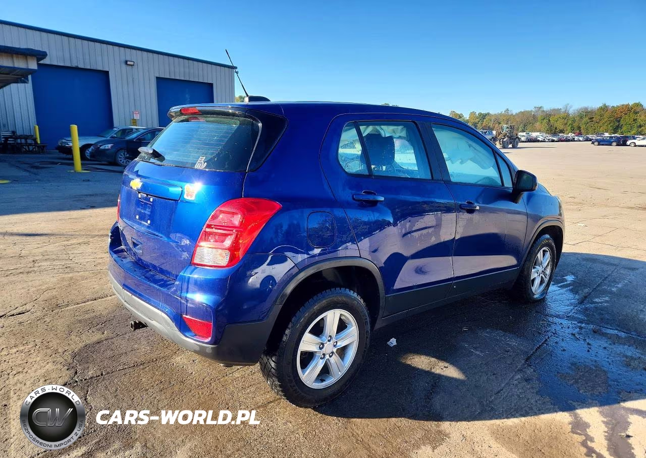 2017 Chevrolet Trax Ls VIN:3GNCJNSB3HL196026 - 3