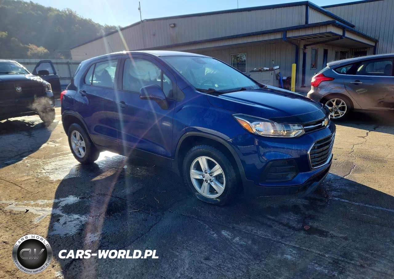 2017 Chevrolet Trax Ls VIN:3GNCJNSB3HL196026 - 4