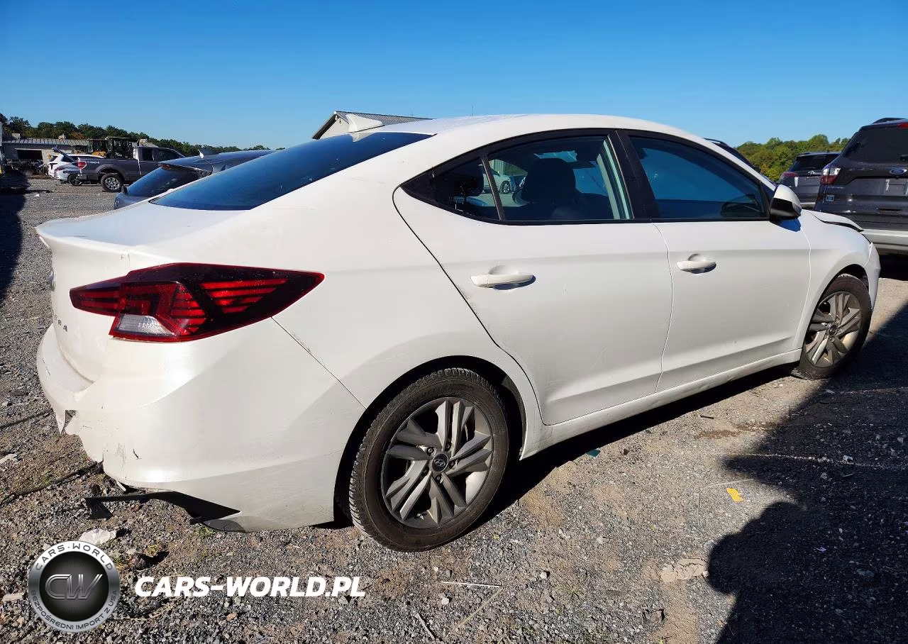 2020 Hyundai Elantra Sel VIN:5NPD84LF2LH549322 - 3
