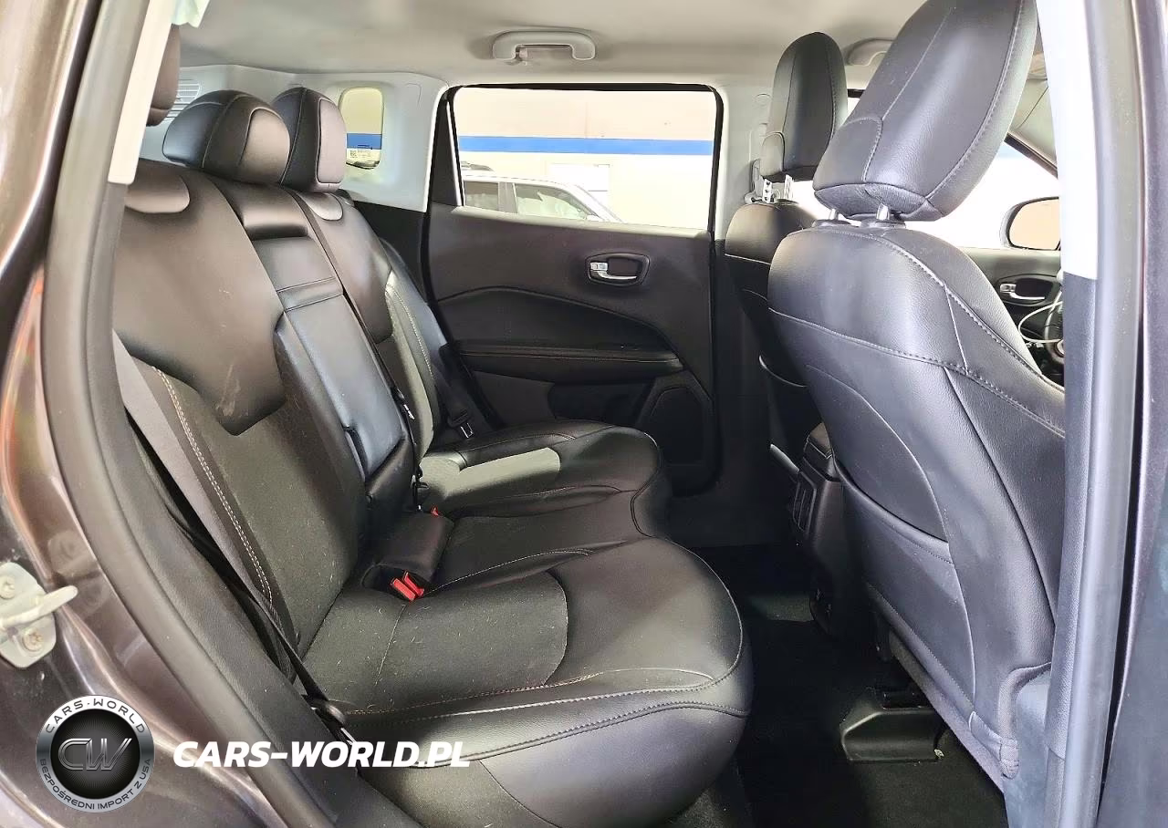 2019 Jeep Compass Latitude VIN:3C4NJDBB5KT849491 - 11
