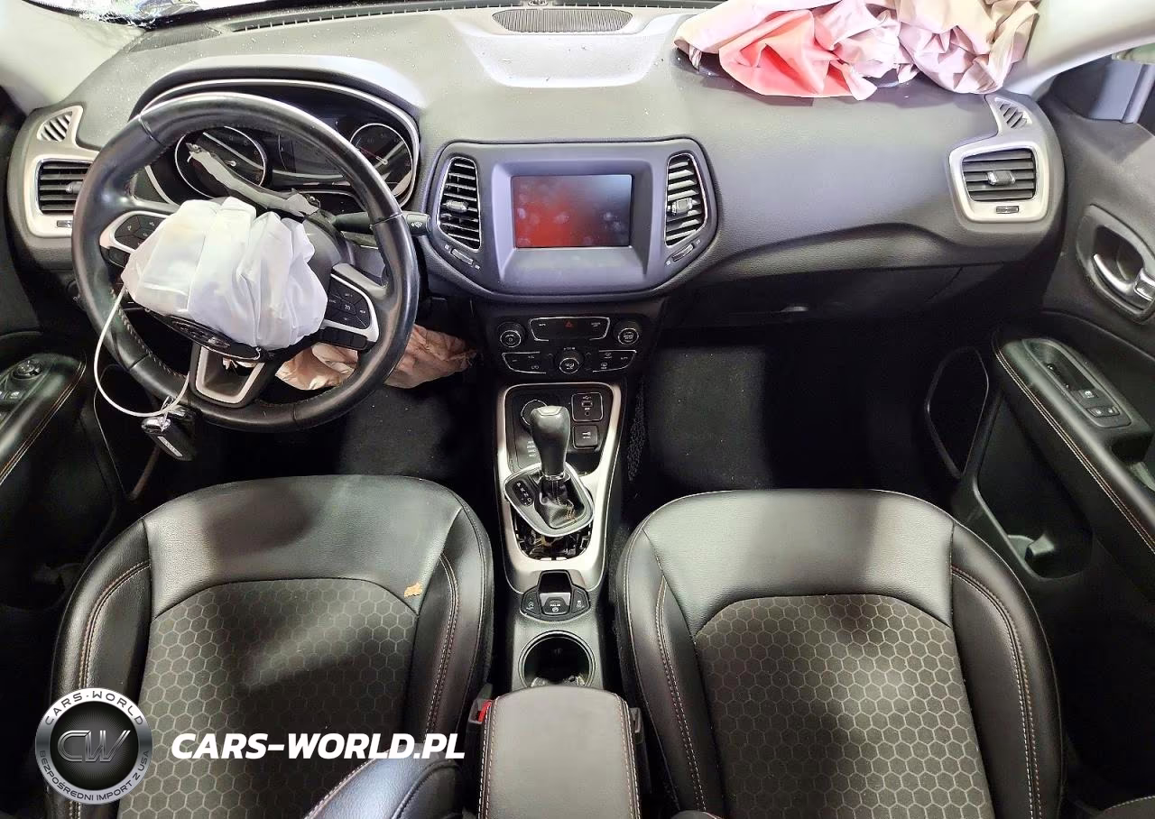 2019 Jeep Compass Latitude VIN:3C4NJDBB5KT849491 - 8