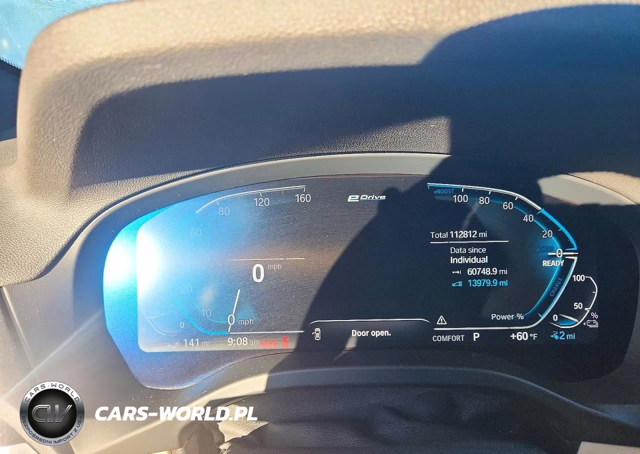 2021 BMW X3 xDrive30E VIN:5UXTS1C05M9F18018 - 9