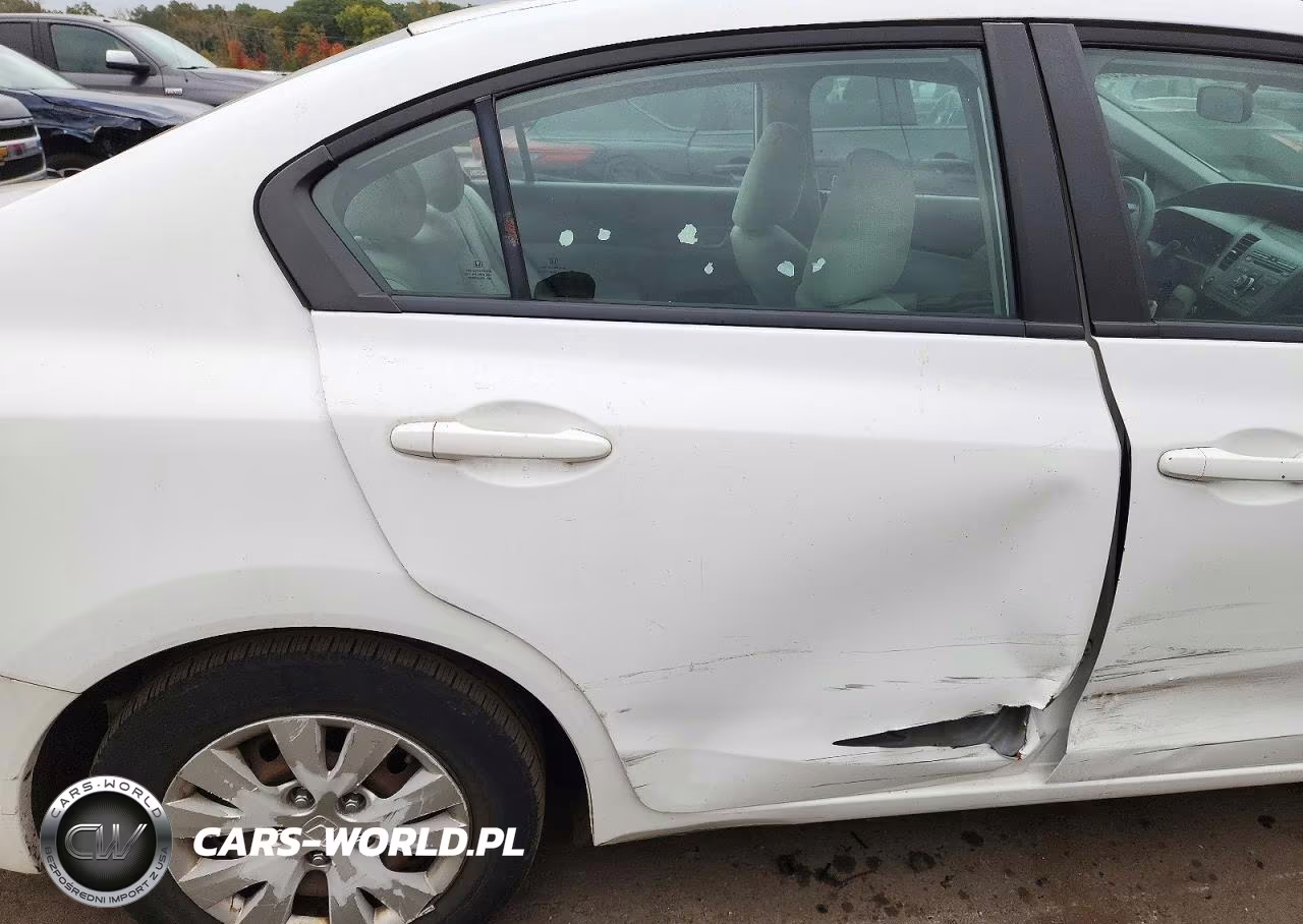 2012 Honda Civic Lx VIN:2HGFB2F57CH317715 - 10