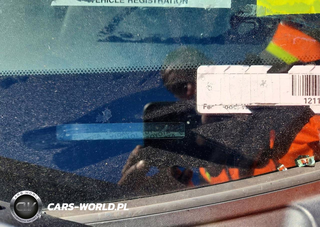 2007 Toyota Prius Base VIN:JTDKB20UX77665944 - 12