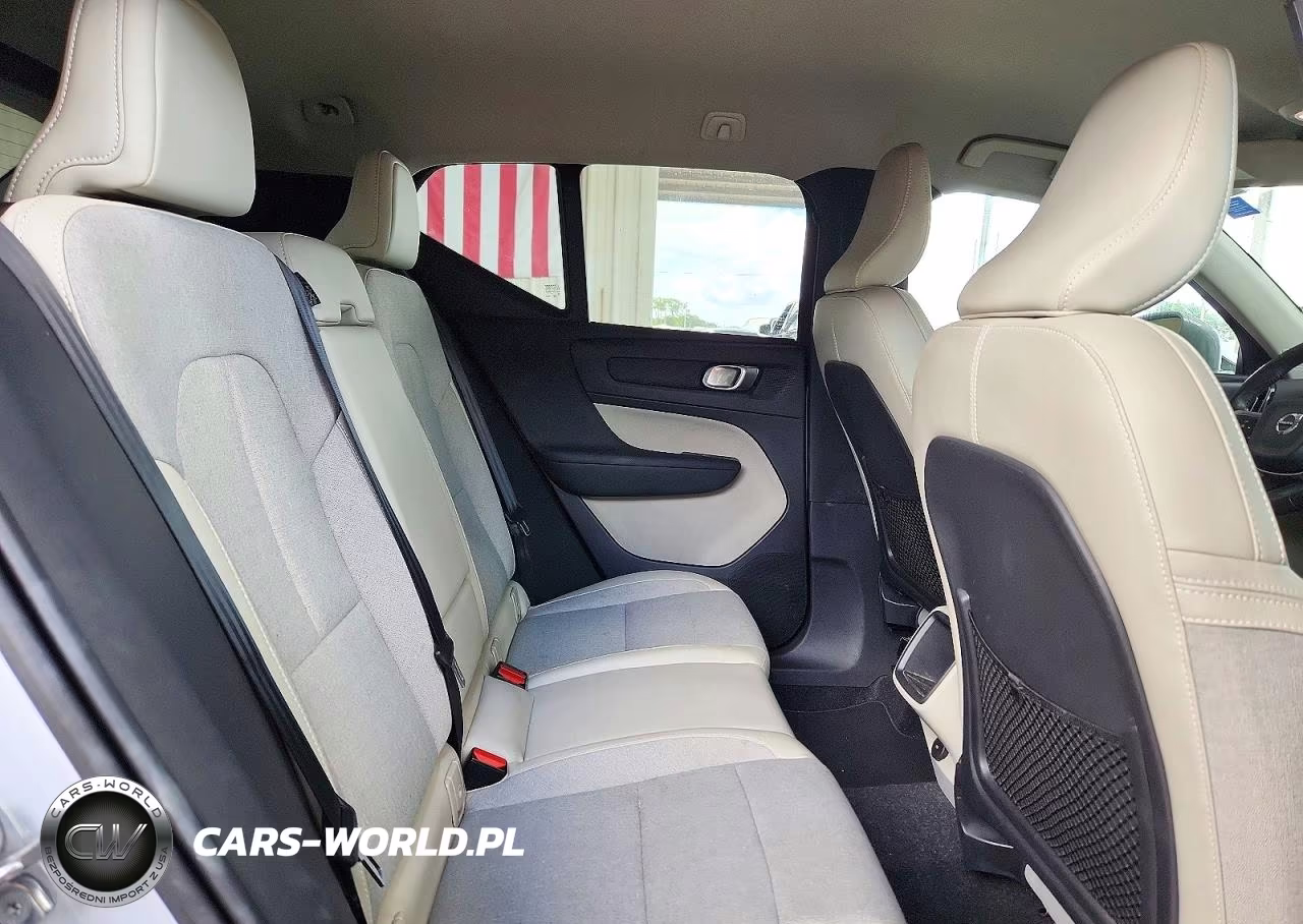 2020 Volvo Xc40 T4 Momentum VIN:YV4AC2HKXL2210138 - 11