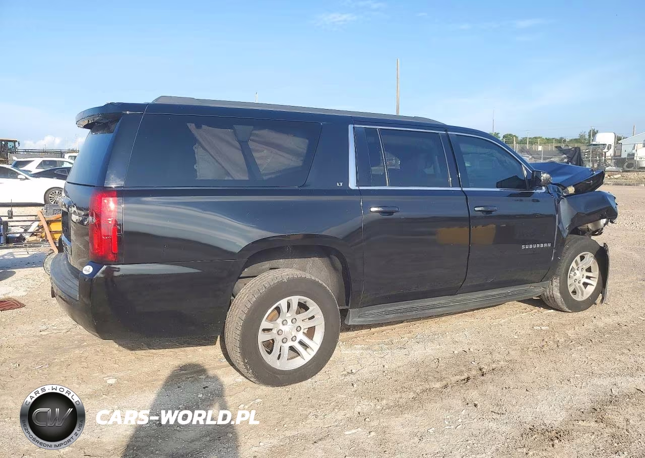 2018 Chevrolet Suburban C1500 Lt VIN:1GNSCHKC7JR365821 - 3