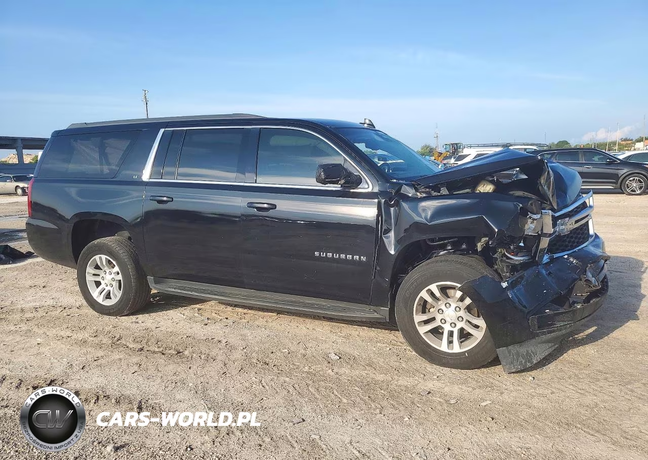 2018 Chevrolet Suburban C1500 Lt VIN:1GNSCHKC7JR365821 - 4
