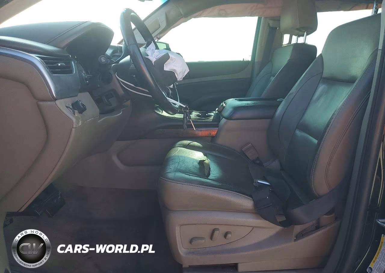 2018 Chevrolet Suburban C1500 Lt VIN:1GNSCHKC7JR365821 - 7