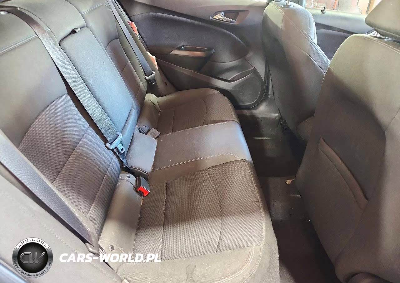 2018 Chevrolet Cruze Lt VIN:1G1BE5SMXJ7123880 - 10