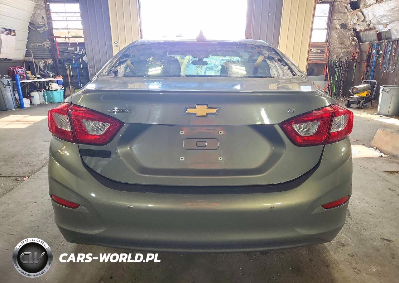 2018 Chevrolet Cruze Lt VIN:1G1BE5SMXJ7123880 - 6