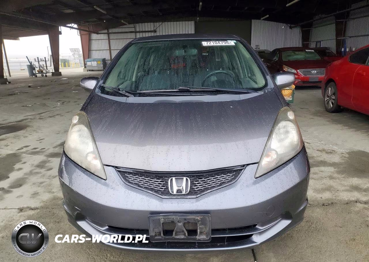 2013 Honda Fit VIN:JHMGE8G38DC013774 - 5