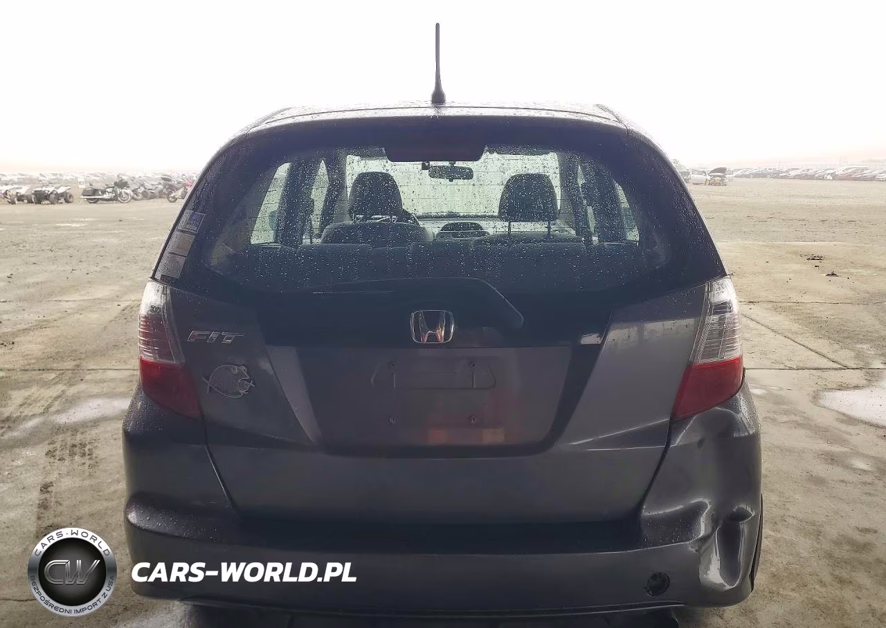 2013 Honda Fit VIN:JHMGE8G38DC013774 - 6