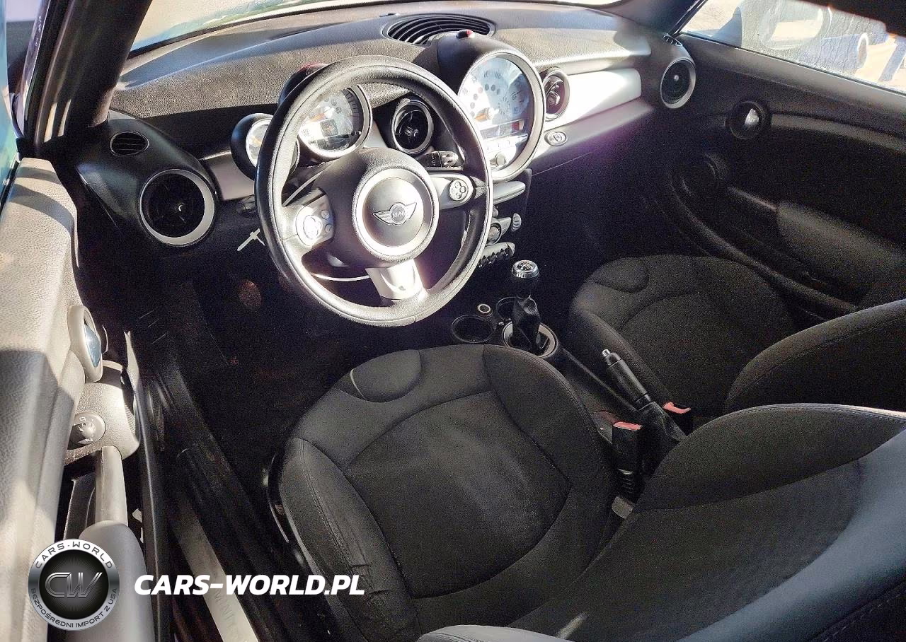 2010 Mini Cooper VIN:WMWMR3C52ATZ18782 - 8