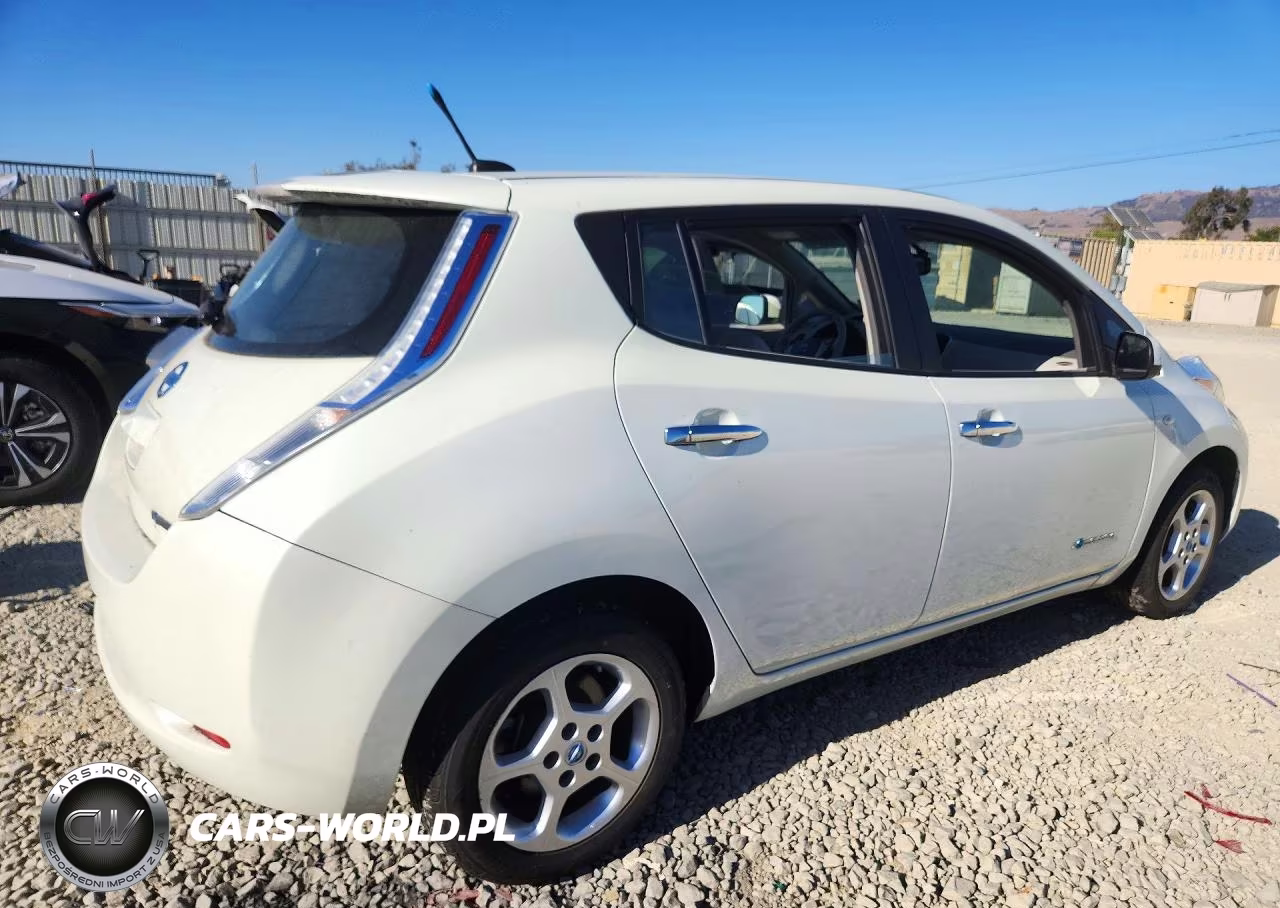 2011 Nissan Leaf Sv VIN:JN1AZ0CP5BT008019 - 3