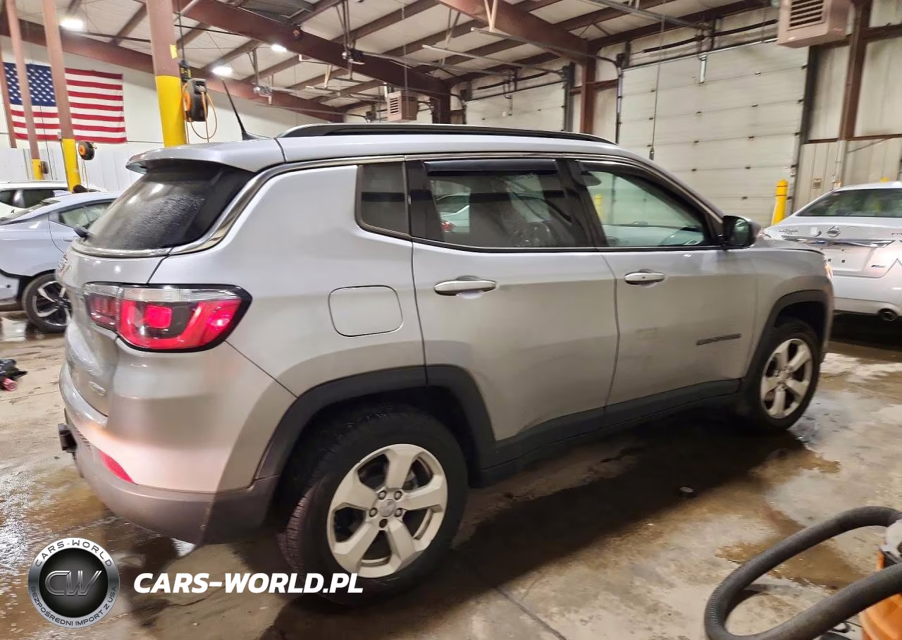 2020 Jeep Compass Latitude VIN:3C4NJDBB7LT132107 - 3