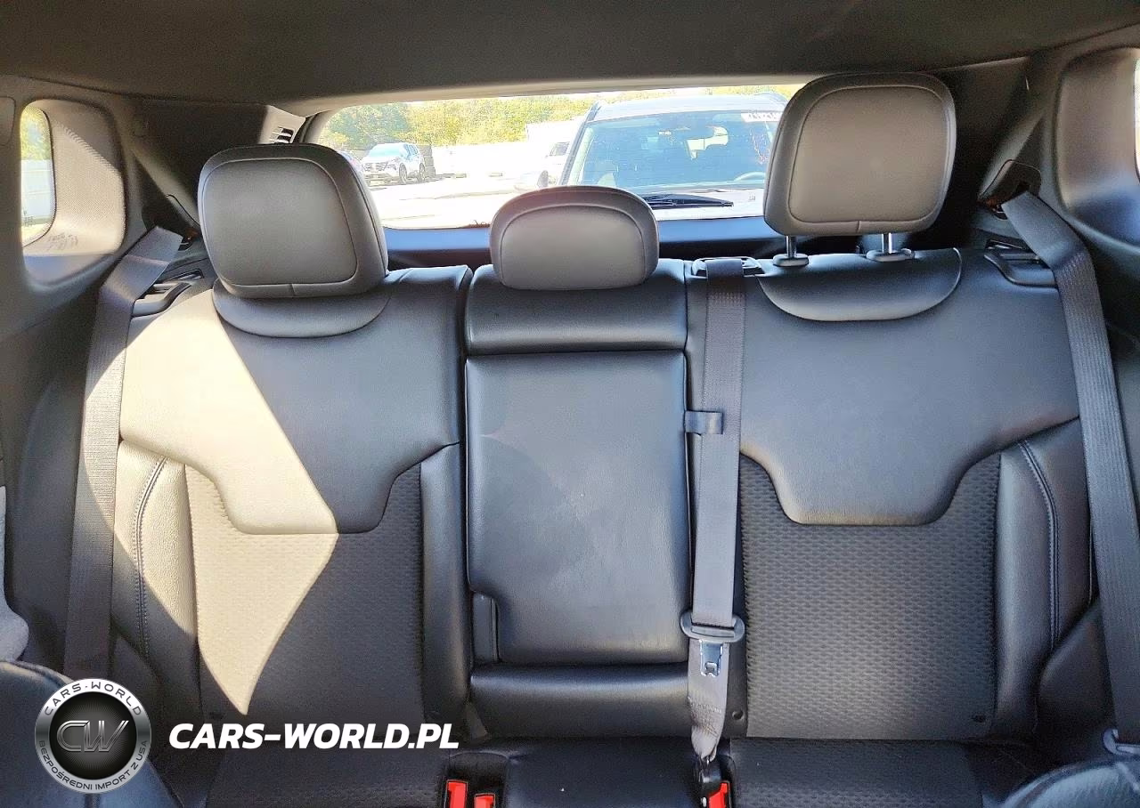 2024 Jeep Compass Latitude VIN:3C4NJDBN3RT154608 - 10