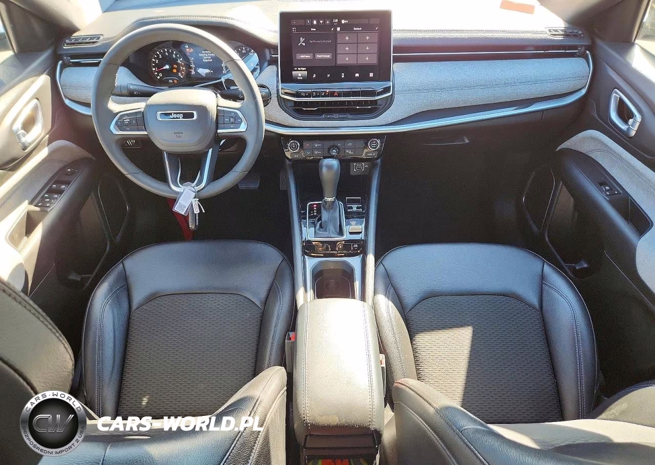 2024 Jeep Compass Latitude VIN:3C4NJDBN3RT154608 - 8