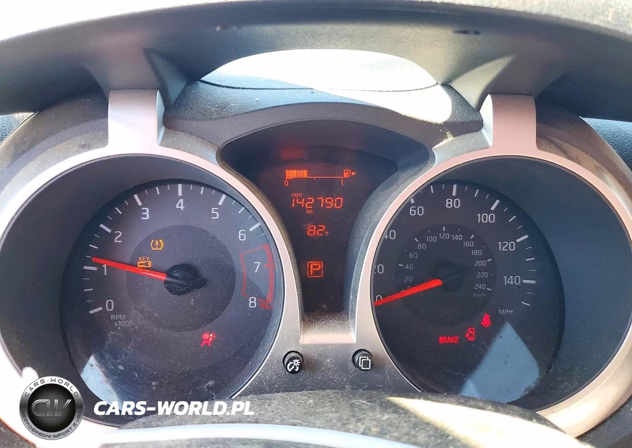 2017 Nissan Juke S VIN:JN8AF5MR2HT701789 - 9