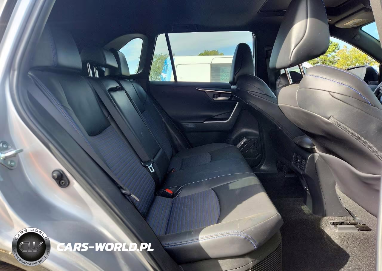 2025 Toyota Rav4 Xse VIN:4T3E6RFVXSU186916 - 11