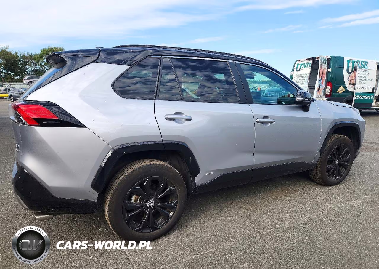2025 Toyota Rav4 Xse VIN:4T3E6RFVXSU186916 - 3