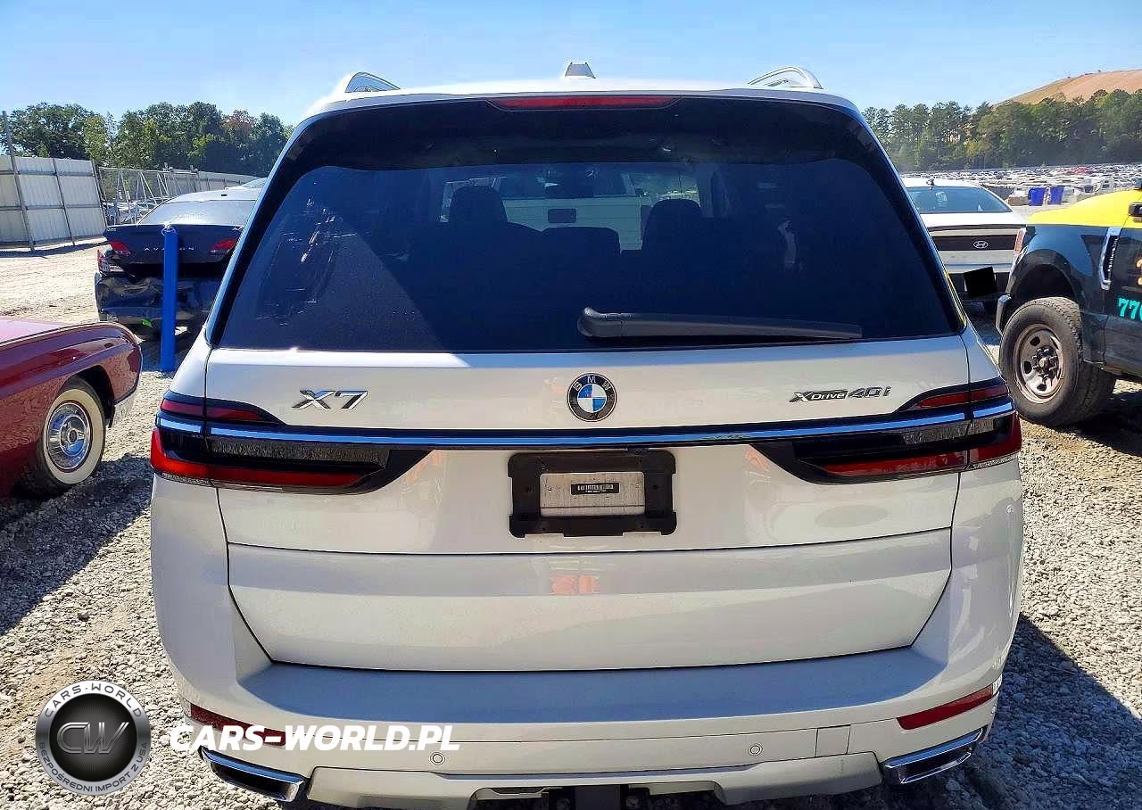 2023 BMW X7 xDrive40I VIN:5UX23EM02P9P72222 - 6