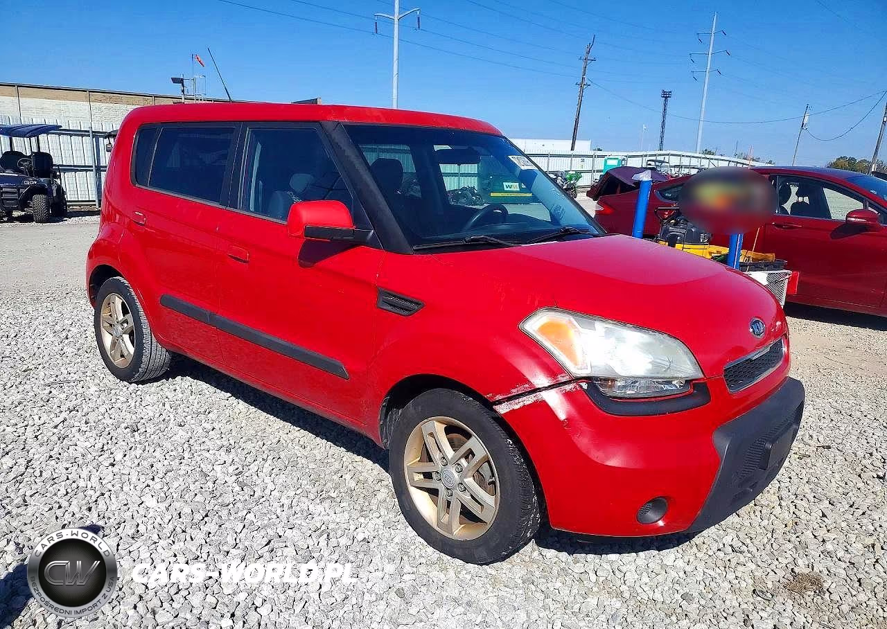 2010 Kia Soul + VIN:KNDJT2A29A7074906 - 4