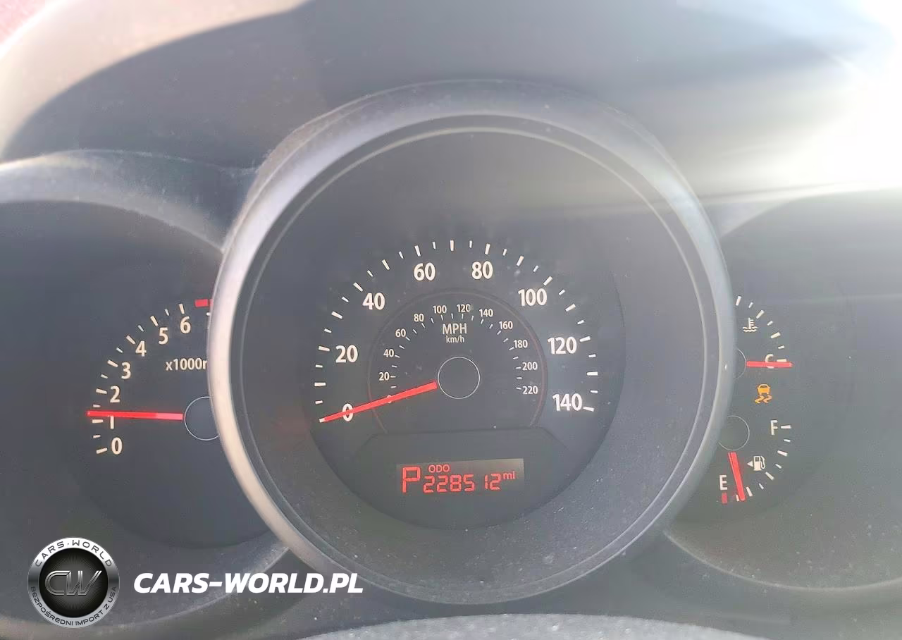2010 Kia Soul + VIN:KNDJT2A29A7074906 - 9