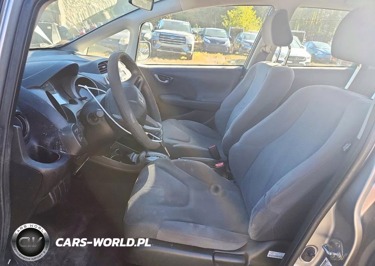 2010 Honda Fit Sport VIN:JHMGE8H21AS000677 - 7