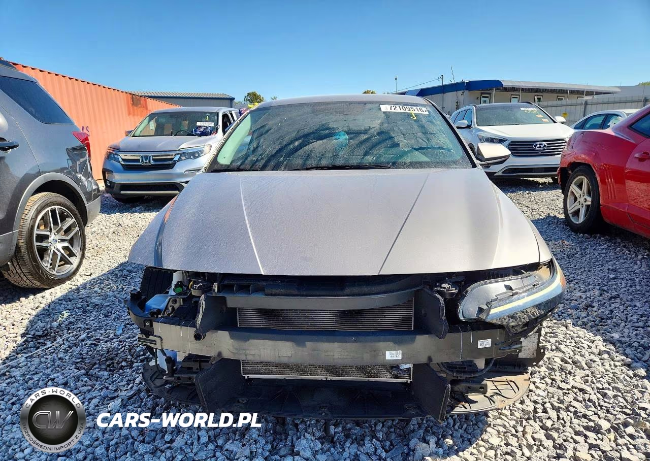 2024 Hyundai Elantra Sel VIN:KMHLM4DG7RU663907 - 5