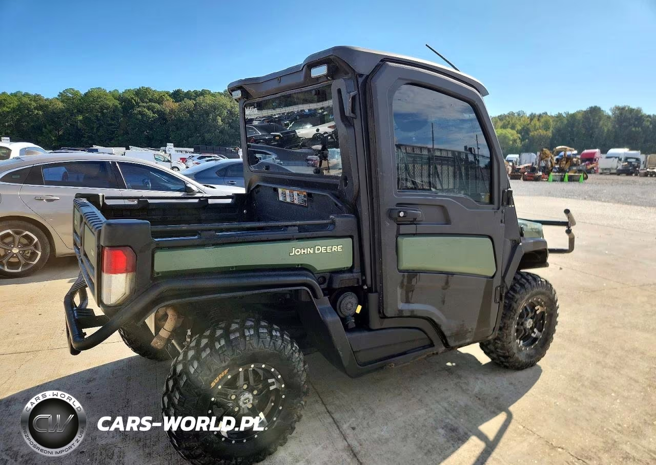 2022 John Deere Xuv835M - Utility Vehicle VIN:1M0835MDJNM051196 - 4