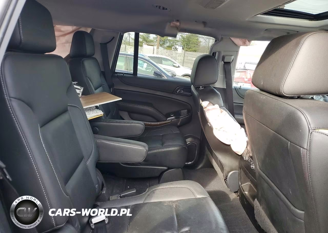 2019 Chevrolet Tahoe K1500 Lt VIN:1GNSKBKC1KR183744 - 11