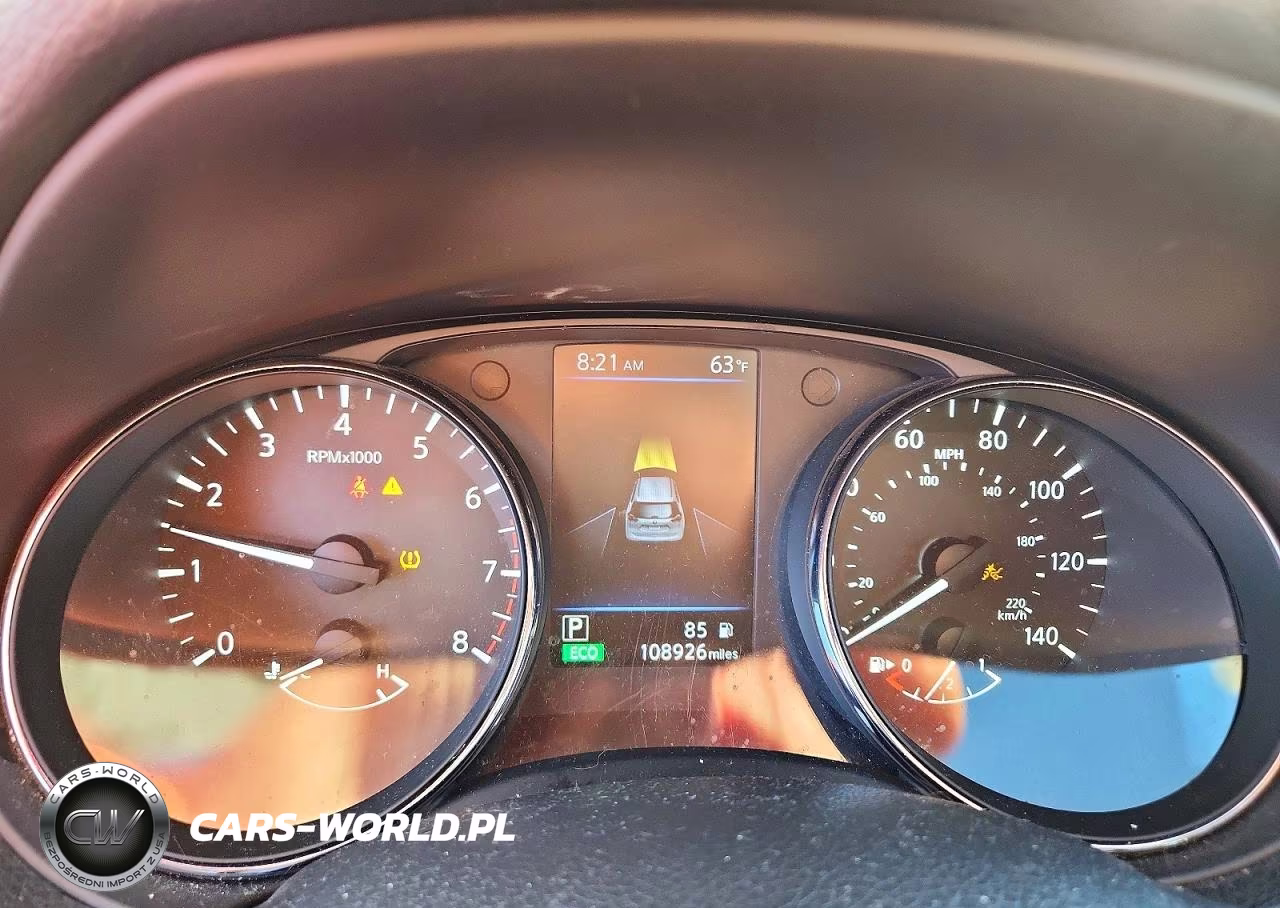 2019 Nissan Rogue S VIN:5N1AT2MV4KC748325 - 9