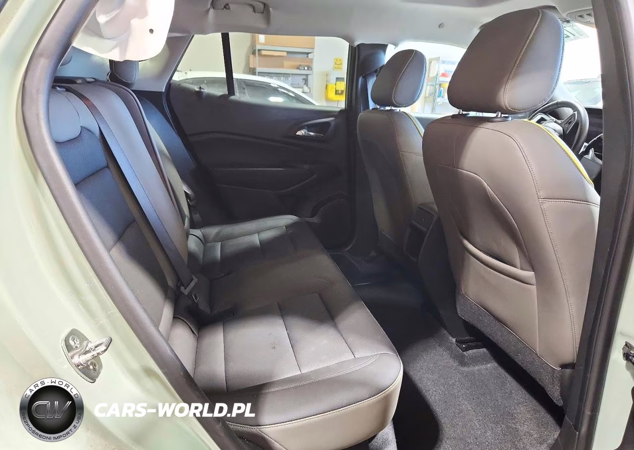 2025 Chevrolet Trax Activ VIN:KL77LKEP4SC012710 - 11