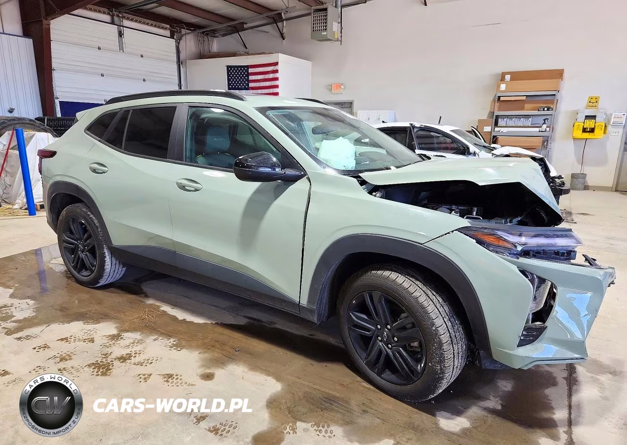 2025 Chevrolet Trax Activ VIN:KL77LKEP4SC012710 - 4