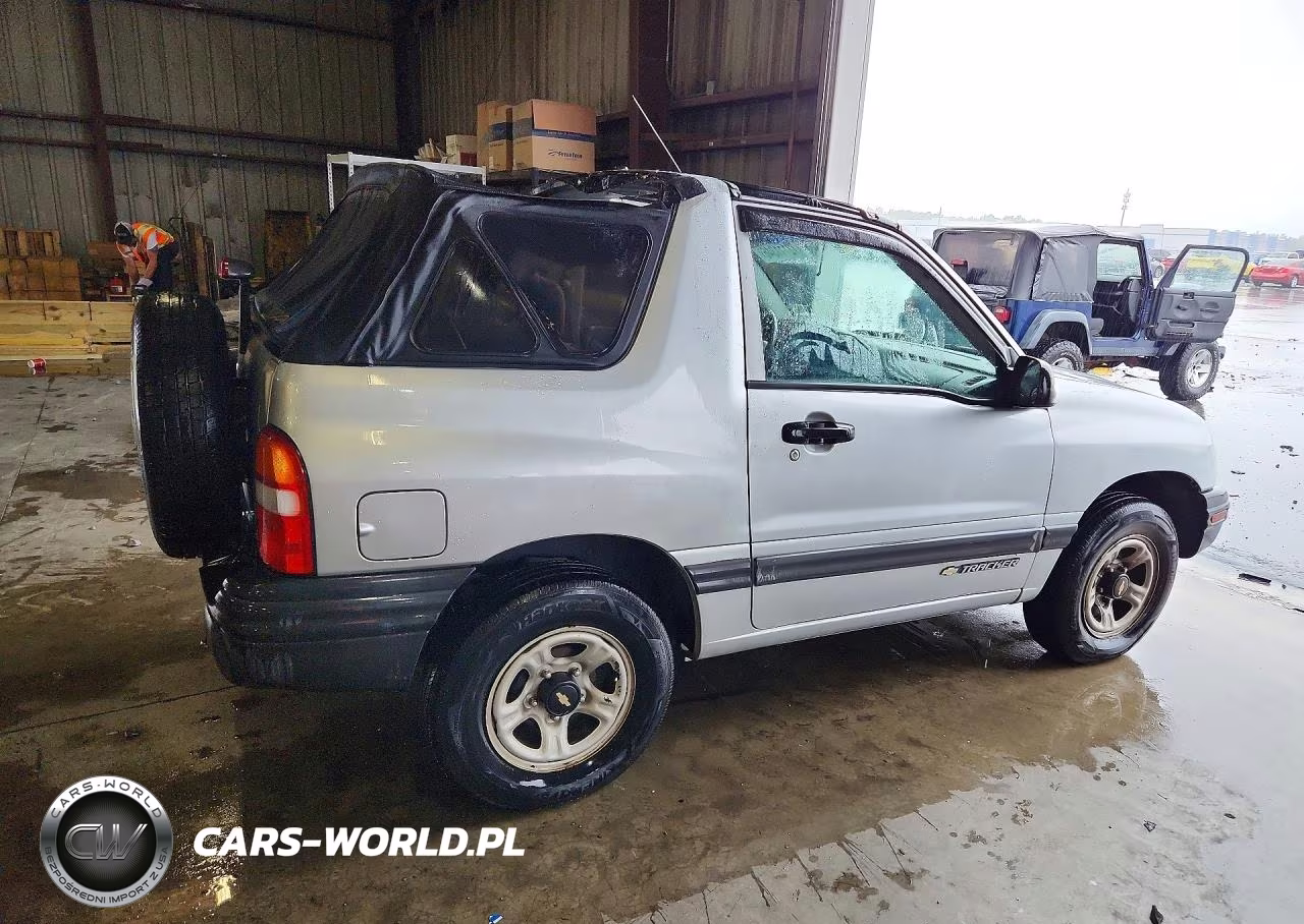 1999 Chevrolet Tracker VIN:2CNBJ186XX6915553 - 3