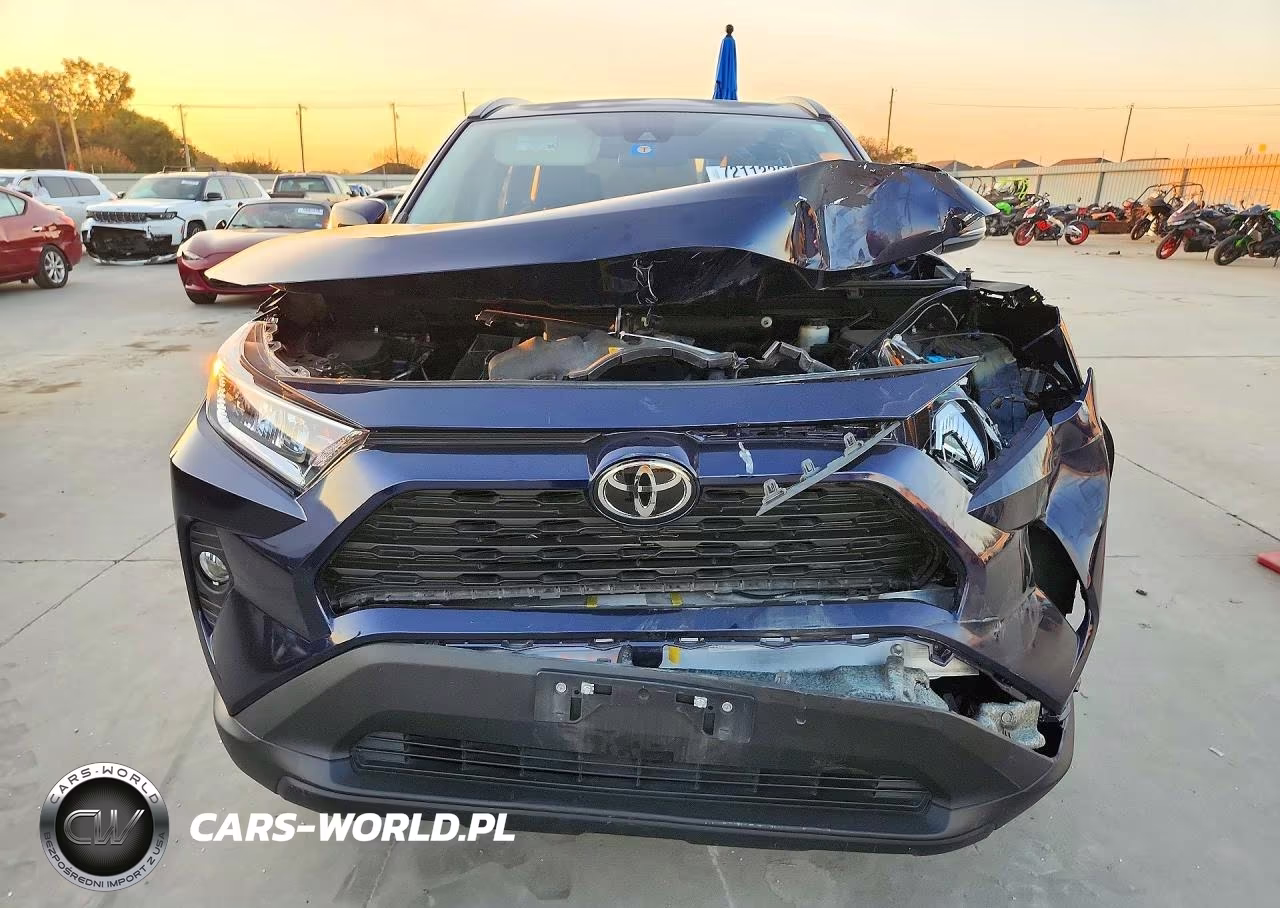 2020 Toyota Rav4 Xle Premium VIN:2T3C1RFV6LC041896 - 5