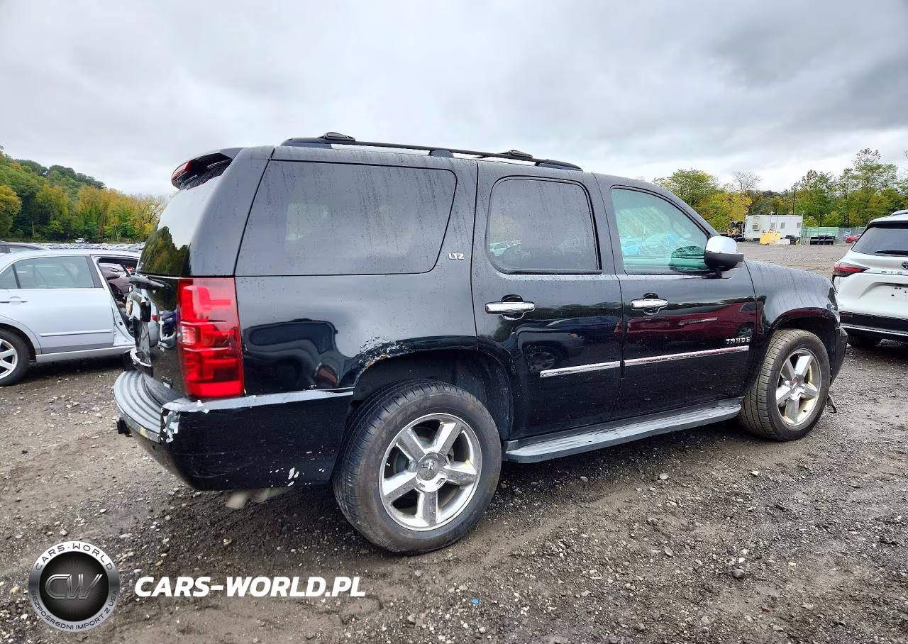2013 Chevrolet Tahoe K1500 Ltz VIN:1GNSKCE02DR370792 - 3