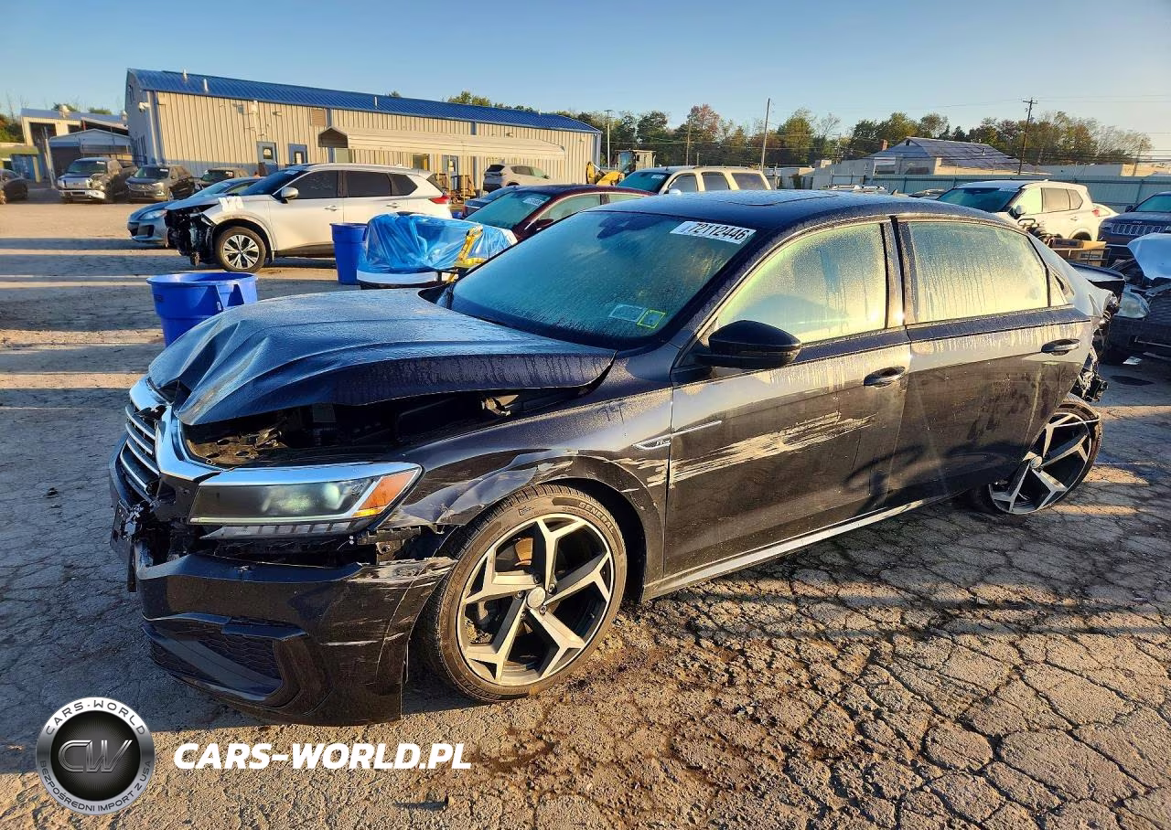 2020 Volkswagen Passat R-Line