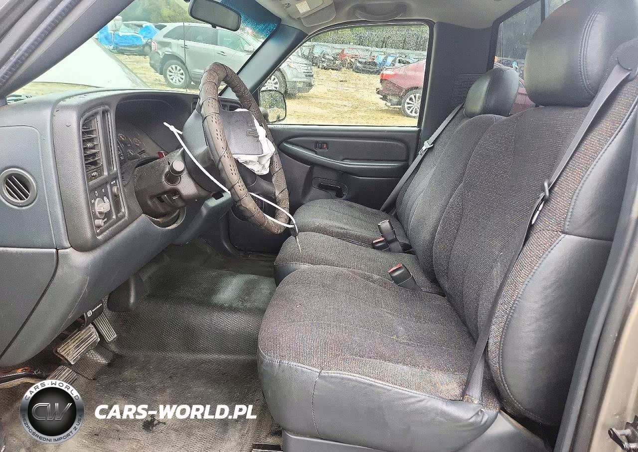 2000 Chevrolet Silverado C1500 VIN:1GCEC14V4YE221558 - 7