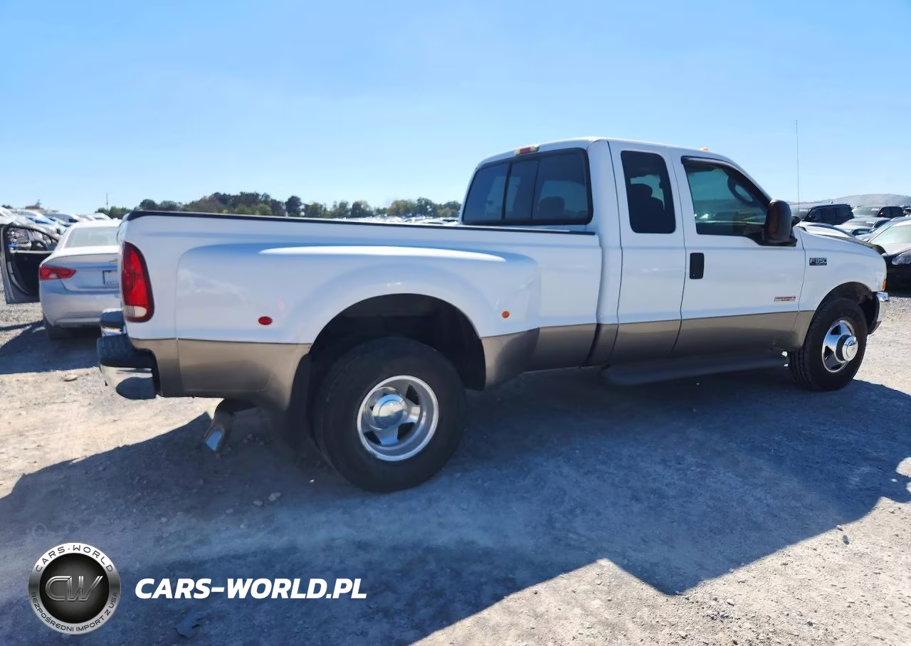 2004 Ford F350 Super Duty VIN:1FTWX32P04EC22984 - 3