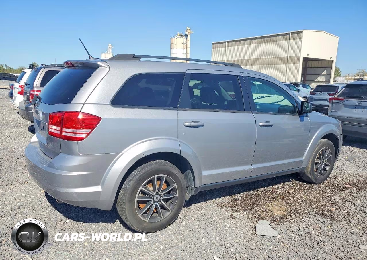 2018 Dodge Journey Se VIN:3C4PDCAB7JT243359 - 3