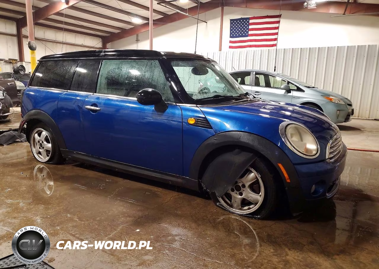 2008 Mini Cooper Clubman VIN:WMWML33568TP97119 - 4