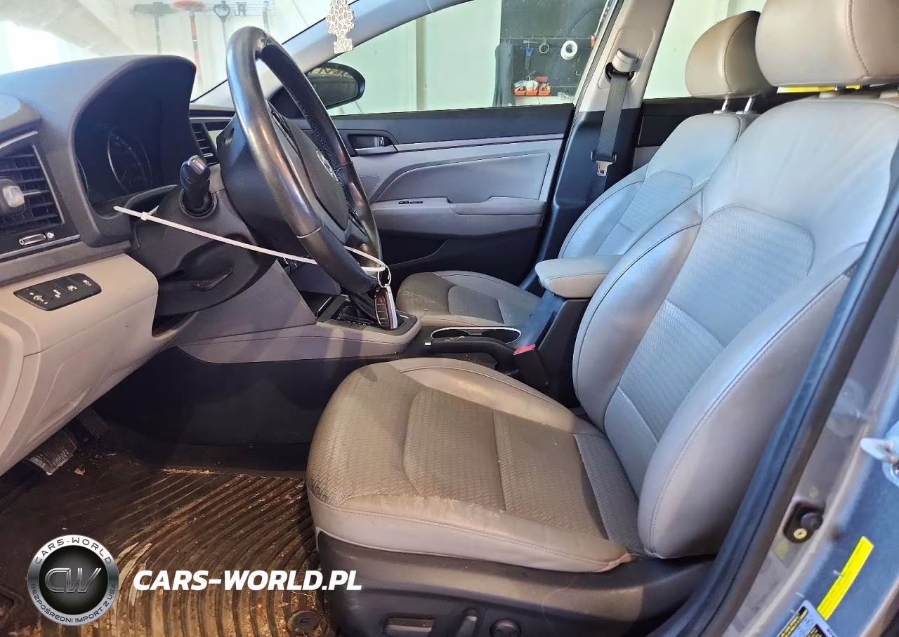 2017 Hyundai Elantra Limited VIN:KMHD84LF9HU210338 - 7