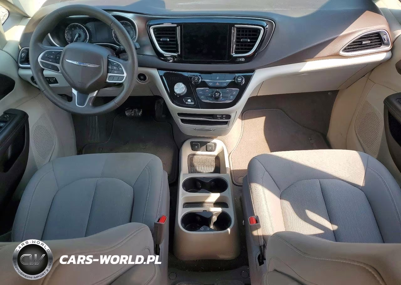 2017 Chrysler Pacifica Touring VIN:2C4RC1DG1HR571915 - 8