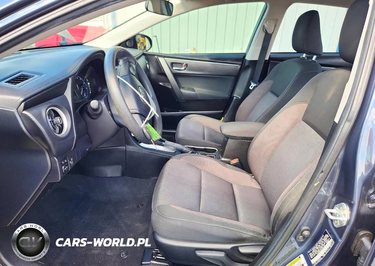 2018 Toyota Corolla Le VIN:5YFBURHE9JP837144 - 7