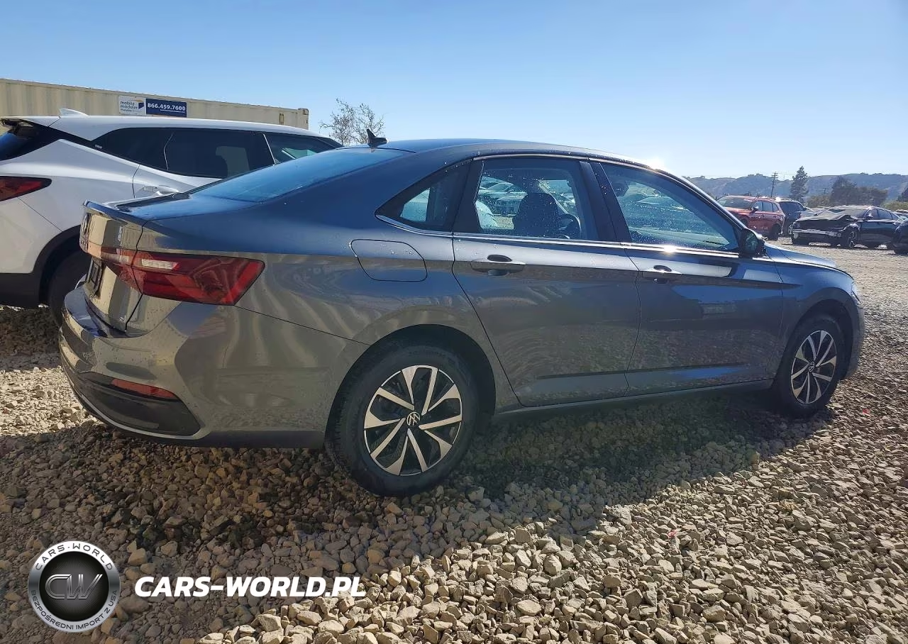2025 Volkswagen Jetta S VIN:3VW5X7BU9SM055960 - 3