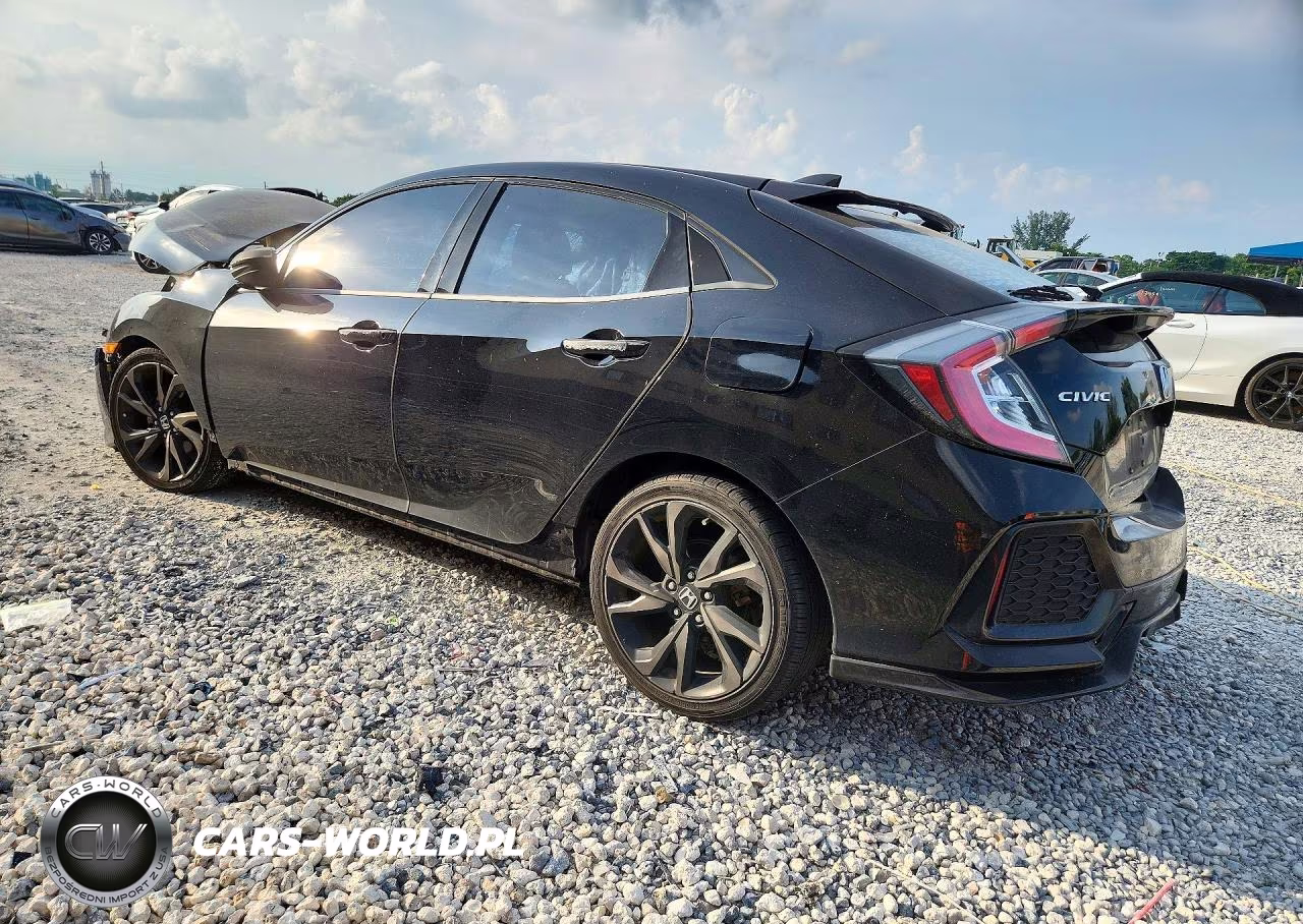 2018 Honda Civic Sport VIN:SHHFK7G47JU203040 - 2
