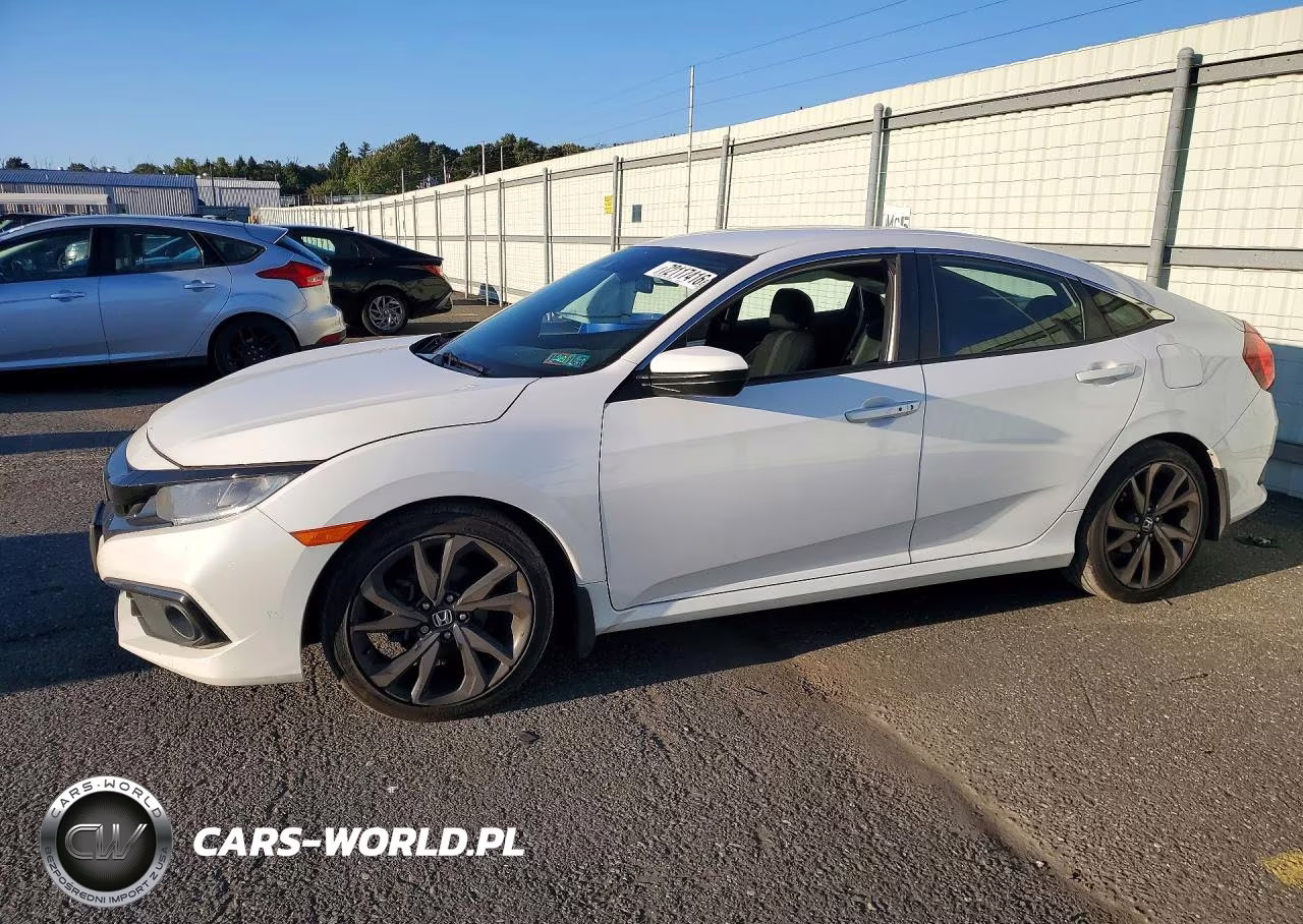 2019 Honda Civic Sport VIN:2HGFC2F81KH596973 - 1