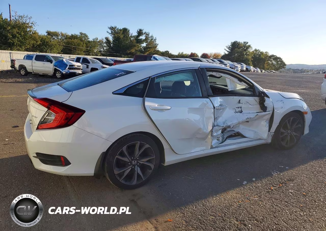 2019 Honda Civic Sport VIN:2HGFC2F81KH596973 - 3